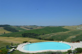 Holiday apartment with swimming pool, strade bianche, swimming pool, view